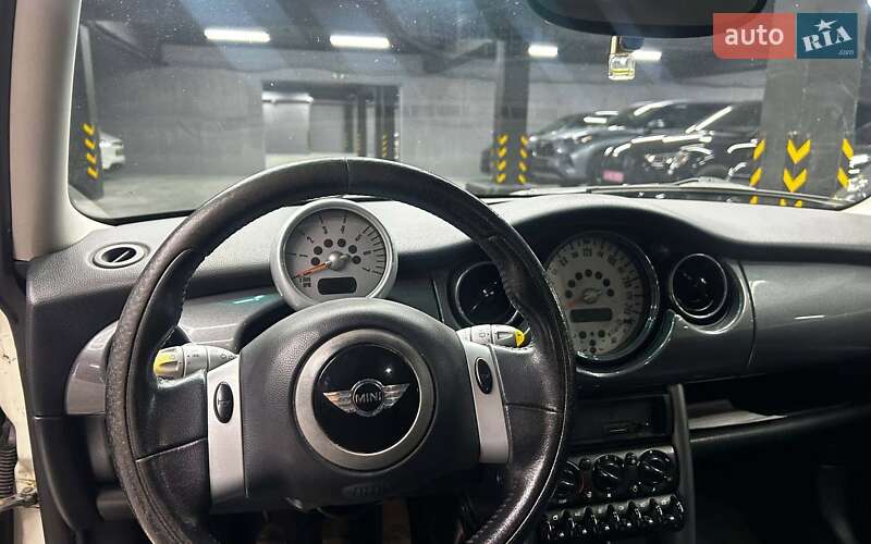 Хетчбек MINI Hatch 2005 в Чернівцях фото 11 Хетчбек MINI Hatch 2005 в Чернівцях