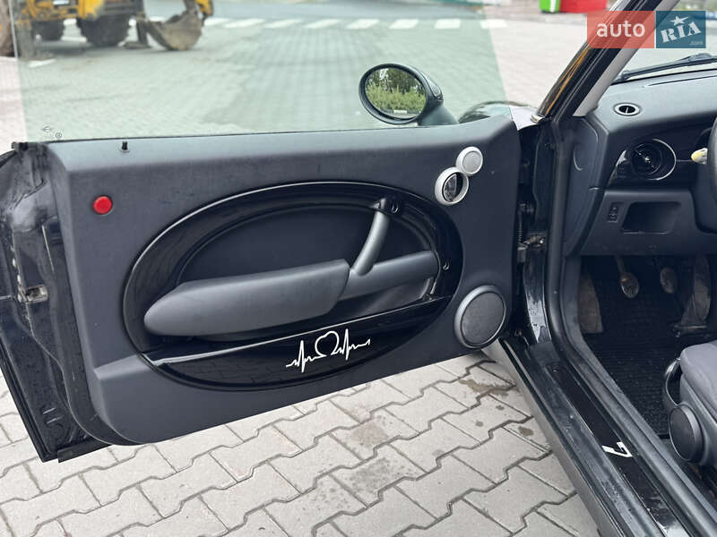 Хэтчбек MINI Hatch 2005 в Хмельницком