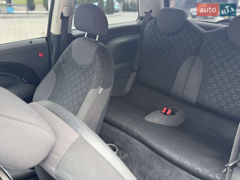 Хэтчбек MINI Hatch 2005 в Хмельницком