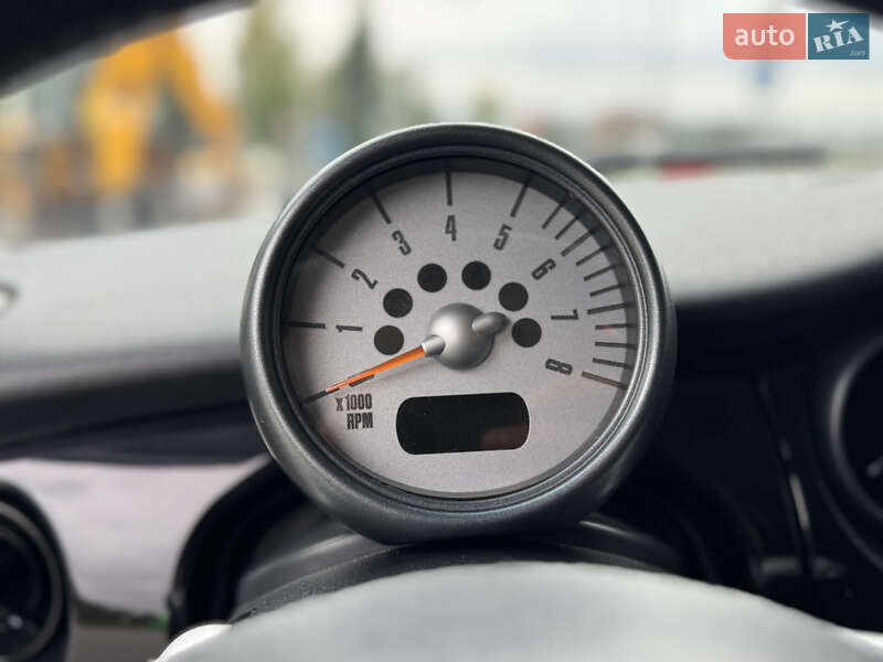 Хэтчбек MINI Hatch 2005 в Хмельницком