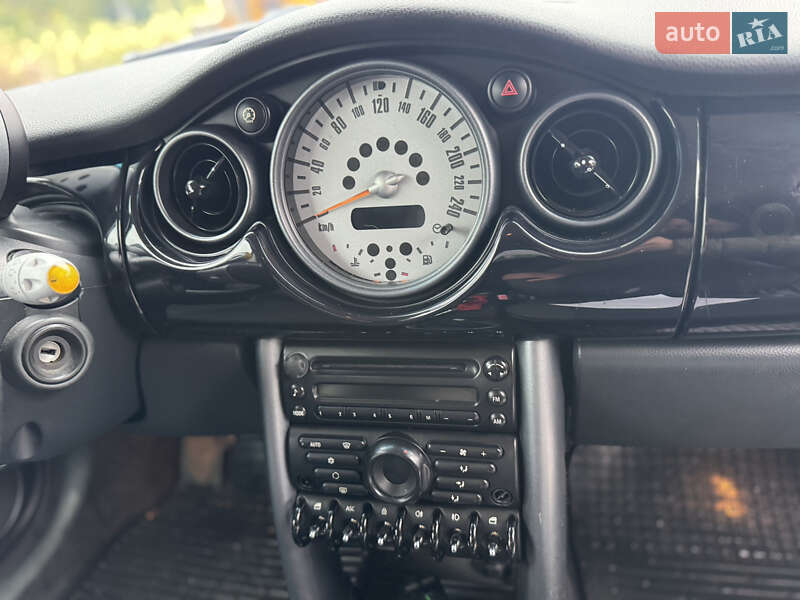 Хэтчбек MINI Hatch 2005 в Хмельницком