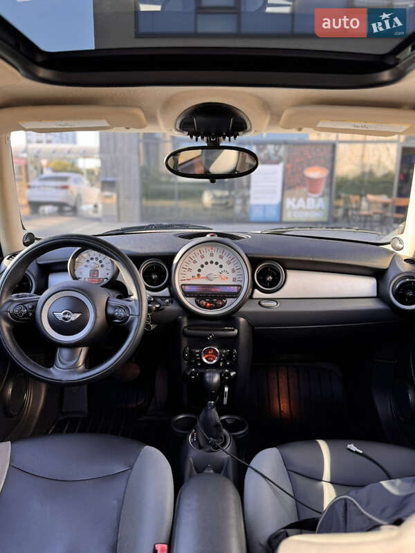 Хетчбек MINI Hatch 2011 в Києві