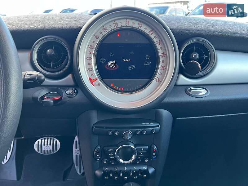 Хетчбек MINI Hatch 2013 в Львові