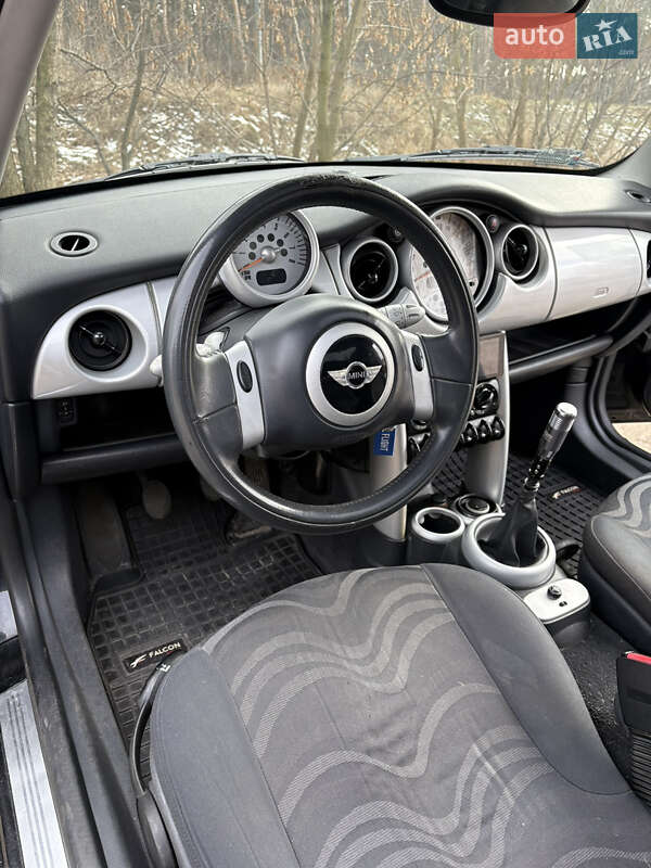 Хэтчбек MINI Hatch 2001 в Ужгороде