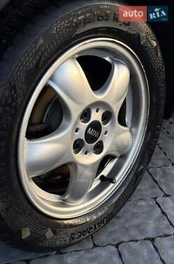 Хэтчбек MINI Hatch 2009 в Луцке