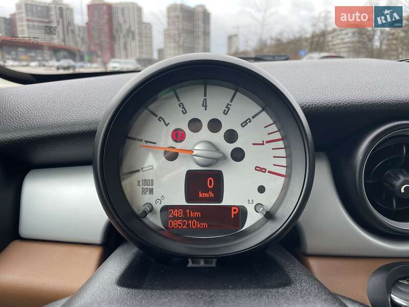 Хэтчбек MINI Hatch 2012 в Киеве фото 6 Хэтчбек MINI Hatch 2012 в Киеве