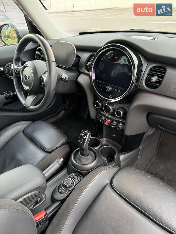 Хетчбек MINI Hatch 2022 в Києві фото 8 Хетчбек MINI Hatch 2022 в Києві