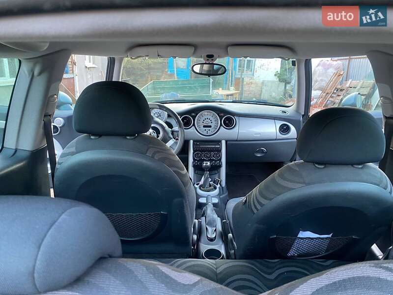 Хетчбек MINI Hatch 2001 в Гадячі