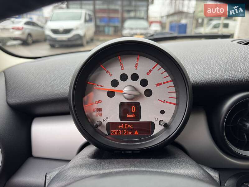 Хэтчбек MINI Hatch 2010 в Сумах фото 17 Хэтчбек MINI Hatch 2010 в Сумах