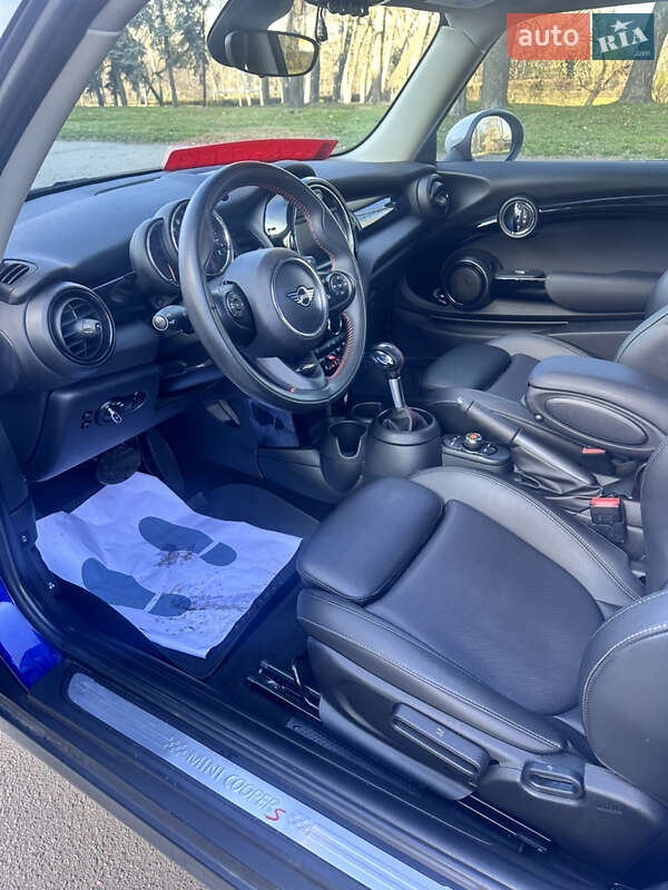 Хэтчбек MINI Hatch 2019 в Киеве фото 16 Хэтчбек MINI Hatch 2019 в Киеве