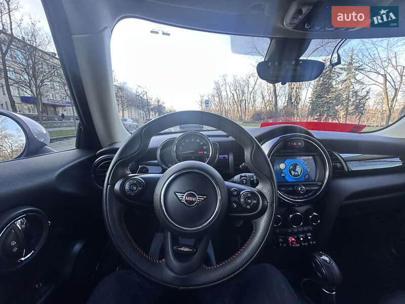 Хэтчбек MINI Hatch 2019 в Киеве фото 17 Хэтчбек MINI Hatch 2019 в Киеве