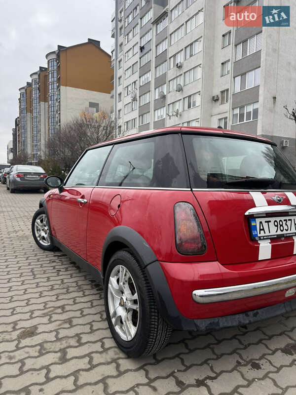 Хэтчбек MINI Hatch 2003 в Ивано-Франковске