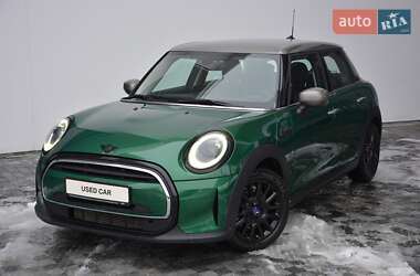 Хэтчбек MINI Hatch 2022 в Киеве