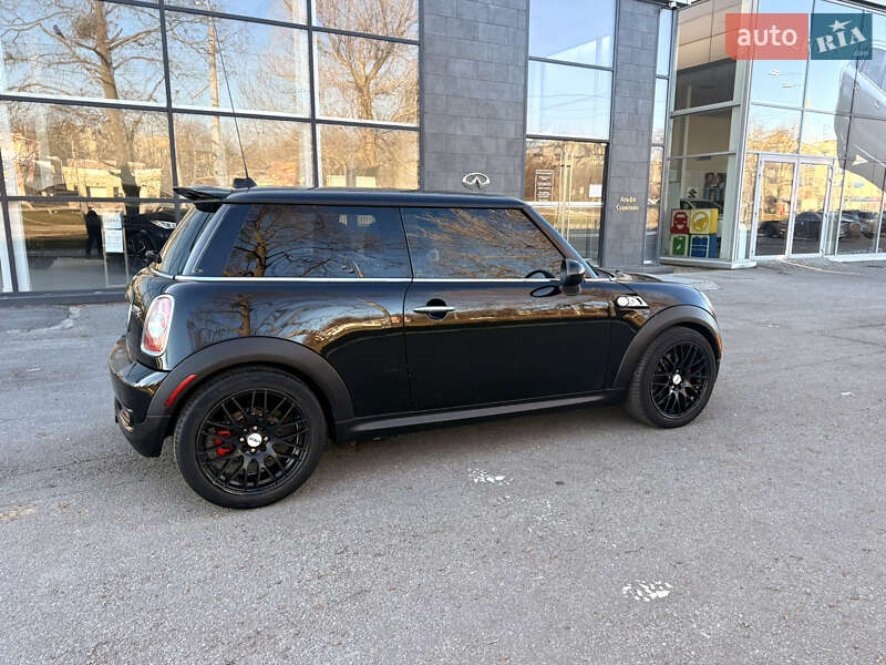 Хэтчбек MINI Hatch 2010 в Харькове