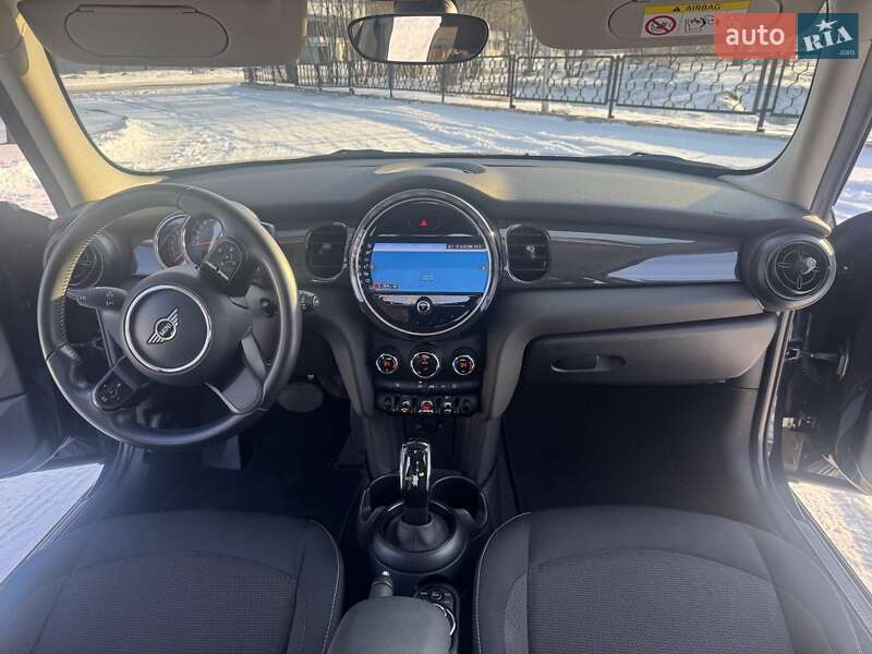 Хэтчбек MINI Hatch 2021 в Днепре фото 12 Хэтчбек MINI Hatch 2021 в Днепре