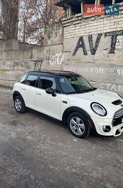 Хэтчбек MINI Hatch 2015 в Одессе