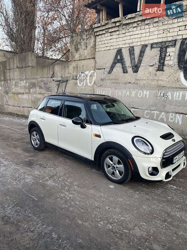 Хэтчбек MINI Hatch 2015 в Одессе