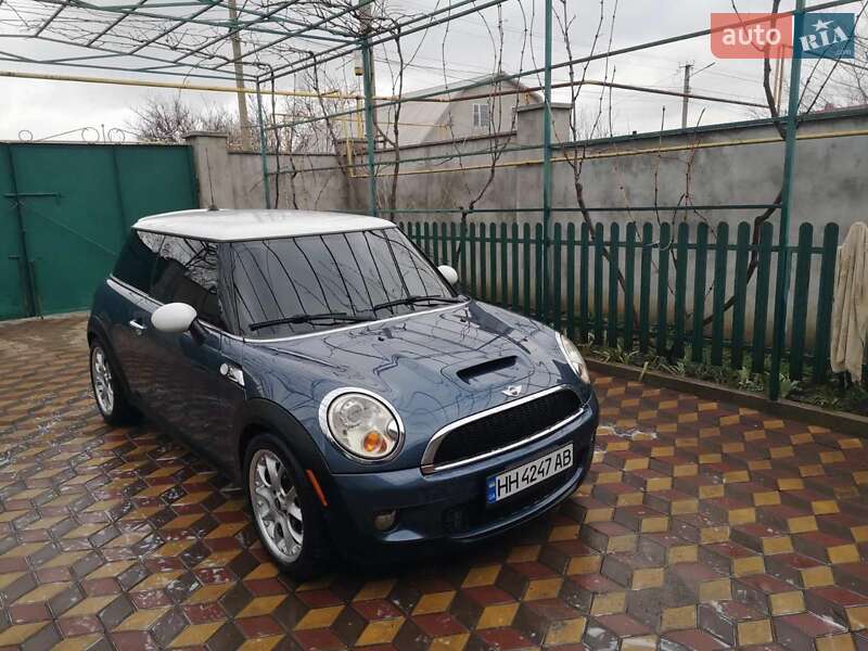 Хетчбек MINI Hatch 2009 в Одесі