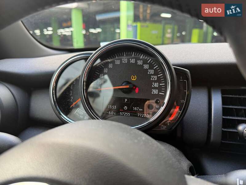 Хэтчбек MINI Hatch 2019 в Киеве