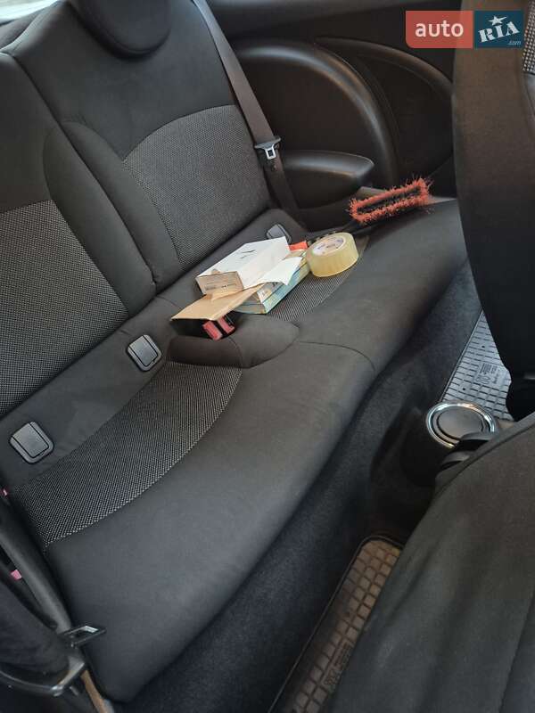 Хэтчбек MINI Hatch 2008 в Львове