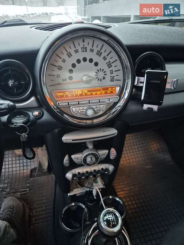 Хэтчбек MINI Hatch 2008 в Львове