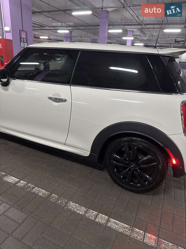 Хетчбек MINI Hatch 2016 в Києві фото 12 Хетчбек MINI Hatch 2016 в Києві