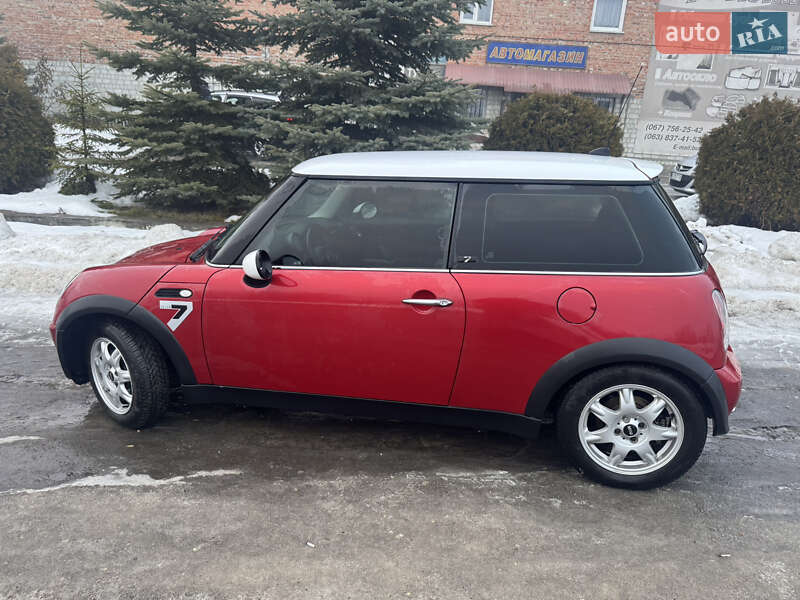 Хетчбек MINI Hatch 2006 в Львові