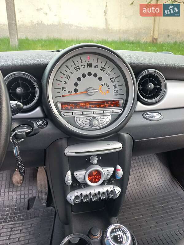 Хэтчбек MINI Hatch 2009 в Ровно фото 4 Хэтчбек MINI Hatch 2009 в Ровно