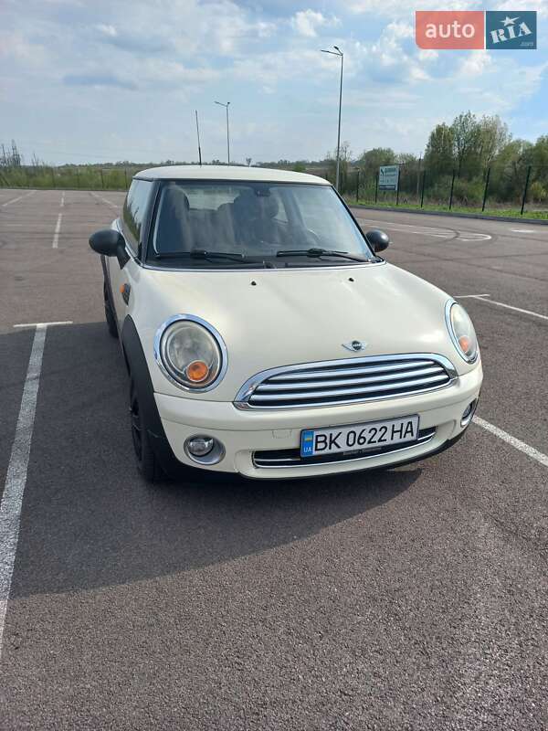 Хэтчбек MINI Hatch 2009 в Ровно фото Хэтчбек MINI Hatch 2009 в Ровно