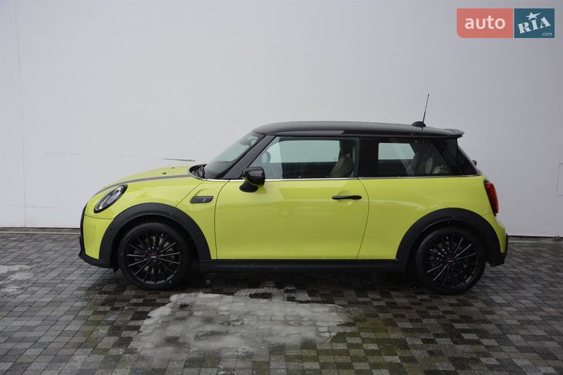 Хетчбек MINI Hatch 2023 в Києві