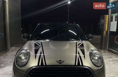 Хэтчбек MINI Hatch 2017 в Виннице