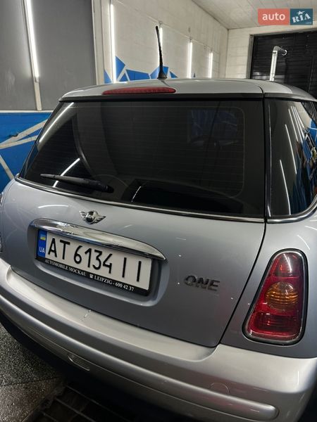 Хетчбек MINI Hatch 2003 в Косові