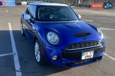 Хетчбек MINI Hatch 2019 в Києві