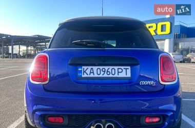 Хэтчбек MINI Hatch 2019 в Киеве
