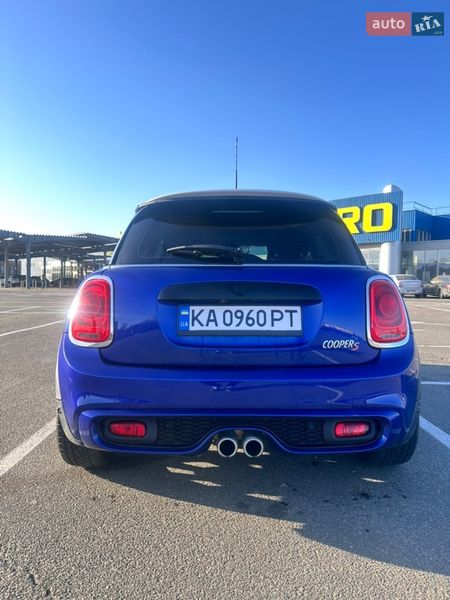 Хэтчбек MINI Hatch 2019 в Киеве