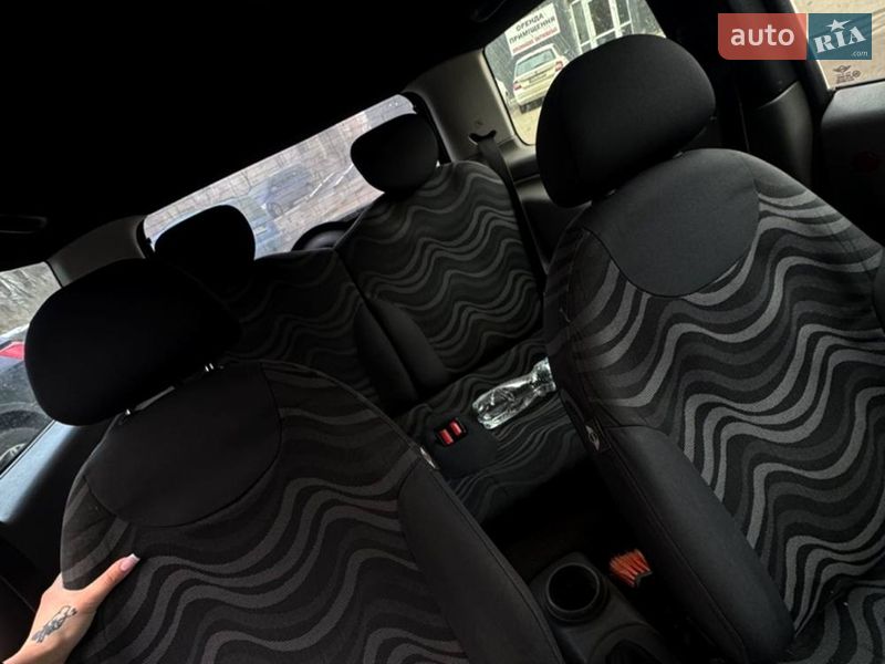 Хэтчбек MINI Hatch 2002 в Киеве