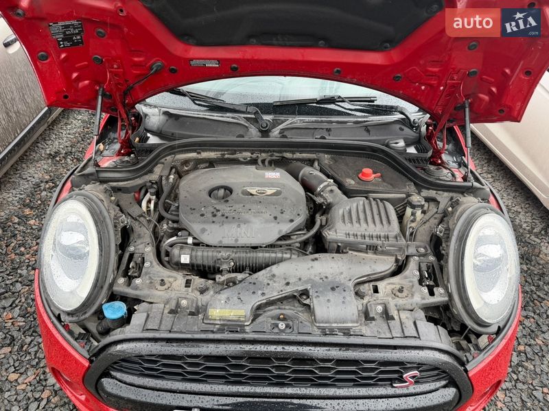 Хэтчбек MINI Hatch 2015 в Киеве