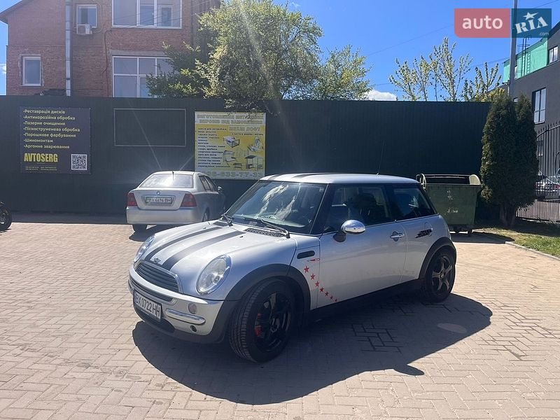 Хэтчбек MINI Hatch 2002 в Хмельницком