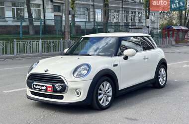 Хетчбек MINI Hatch 2019 в Києві