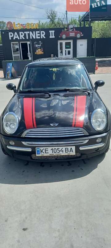 Хэтчбек MINI Hatch 2003 в Новомосковске