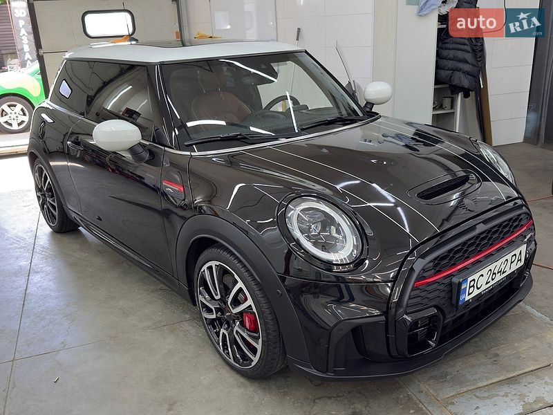 Хэтчбек MINI Hatch 2021 в Харькове