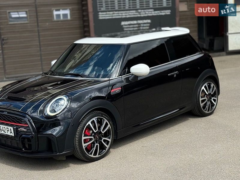 Хэтчбек MINI Hatch 2021 в Харькове