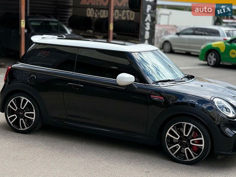 Хэтчбек MINI Hatch 2021 в Харькове