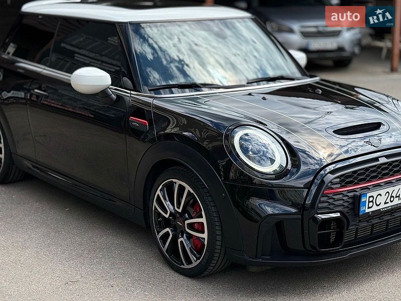 Хэтчбек MINI Hatch 2021 в Харькове