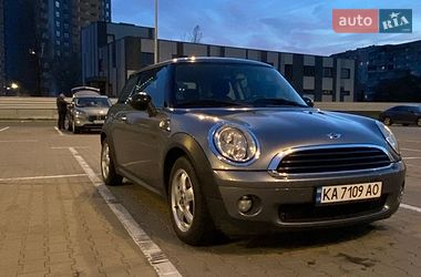Хэтчбек MINI Hatch 2009 в Киеве