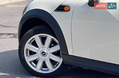 Хэтчбек MINI Hatch 2010 в Киеве