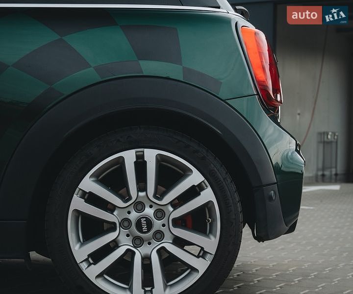 Хетчбек MINI Hatch 2017 в Вінниці