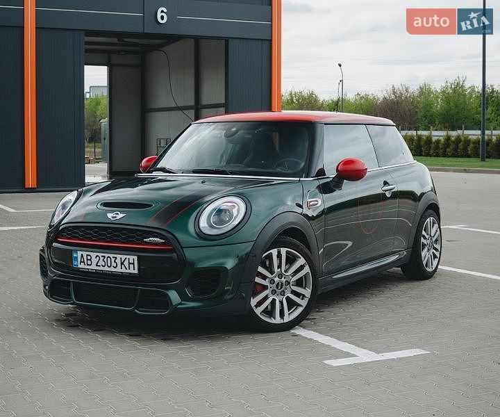 Хетчбек MINI Hatch 2017 в Вінниці