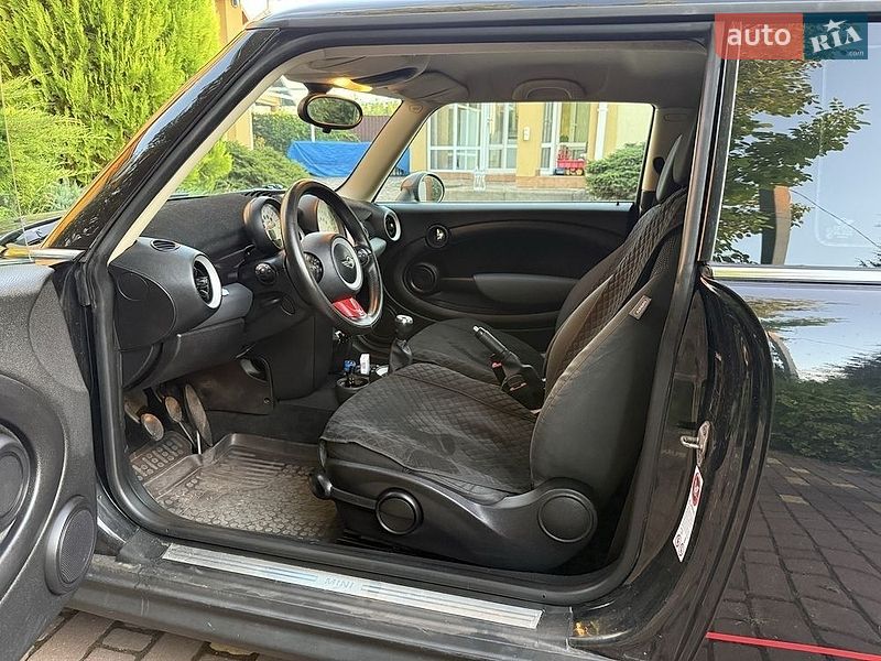 Хэтчбек MINI Hatch 2010 в Белой Церкви