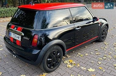 Хетчбек MINI Hatch 2003 в Миргороді